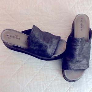 Naked feet platform slides- metallic black
